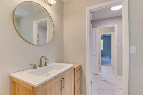 Bath - 4599 Hickory Dr, Evans, GA 30809 photo 5 of 8