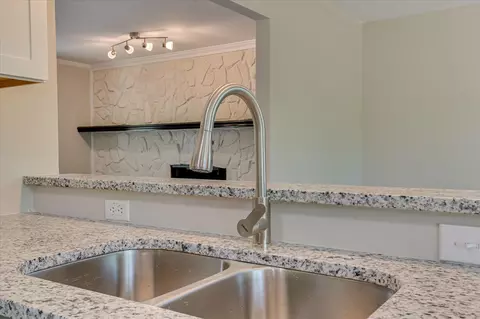 Kitchen - 4599 Hickory Dr, Evans, GA 30809 photo 5 of 6