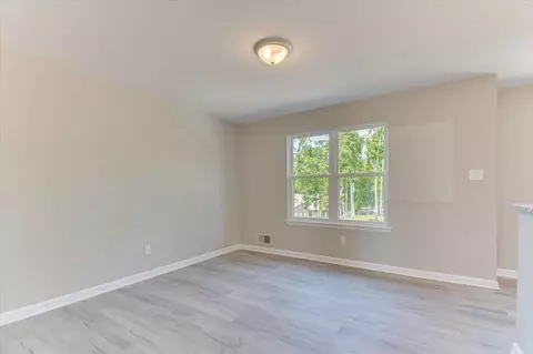 Living - 4599 Hickory Dr, Evans, GA 30809 photo 6 of 7