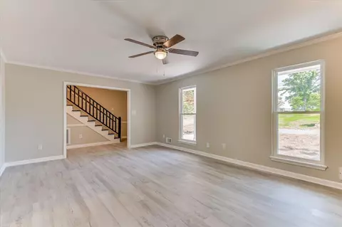Living - 4599 Hickory Dr, Evans, GA 30809 photo 3 of 7