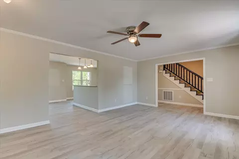 Living - 4599 Hickory Dr, Evans, GA 30809 photo 4 of 7