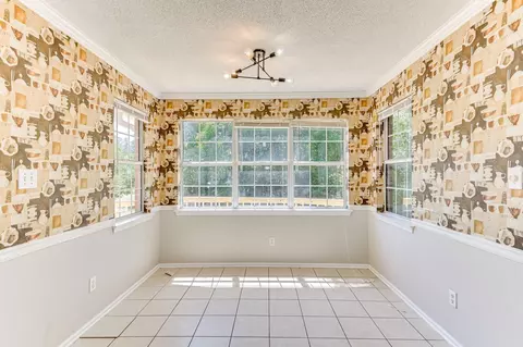 Dining - 3009 Mabus Dr, Augusta, GA 30909 photo 1 of 1