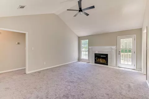 Living - 3009 Mabus Dr, Augusta, GA 30909 photo 2 of 3