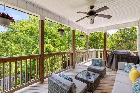 Exterior - 845 Glencoe Way, Evans, GA 30809 photo 7 of 11