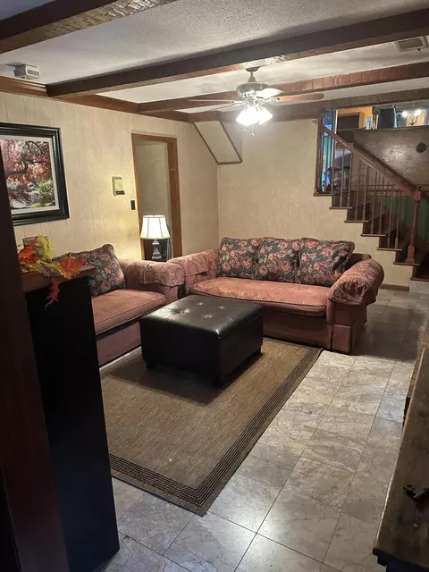 Living - 340 Oakleaf Ct, Martinez, GA 30907 photo 1 of 1