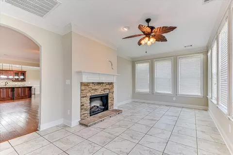 Living - 514 Hardwick Ct, Evans, GA 30809 photo 6 of 12