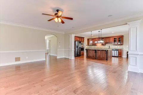 Living - 514 Hardwick Ct, Evans, GA 30809 photo 3 of 12