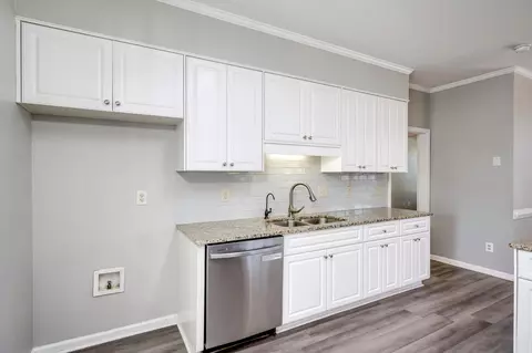 Kitchen - 4465 Andover Dr, Evans, GA 30809 photo 2 of 5