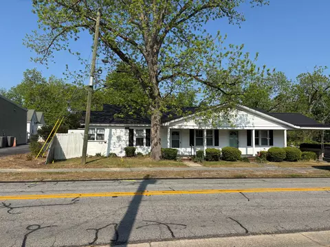 81 Warren, Gibson, GA 30810