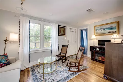 Living - 2403 Wrightsboro Rd, Augusta, GA 30904 photo 10 of 10
