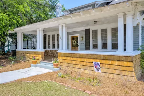 Exterior - 2403 Wrightsboro Rd, Augusta, GA 30904 photo 3 of 9