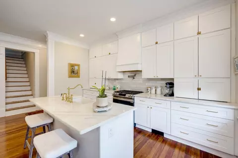 Kitchen - 2403 Wrightsboro Rd, Augusta, GA 30904 photo 2 of 5