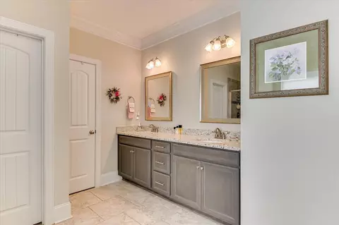 Bath - 5762 Whispering Pines Way, Evans, GA 30809 photo 3 of 6