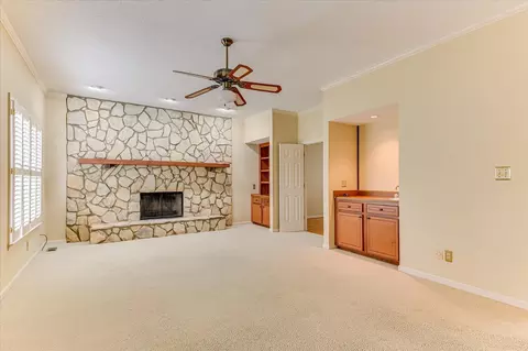Living - 2713 Boars Head Rd, Augusta, GA 30907 photo 2 of 7