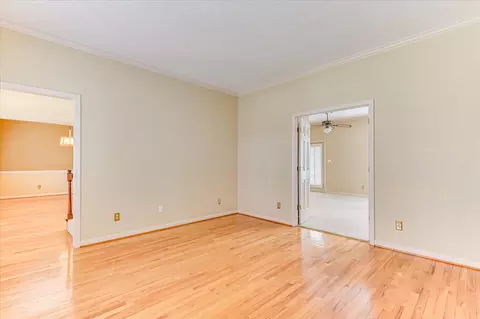 Living - 2713 Boars Head Rd, Augusta, GA 30907 photo 6 of 7