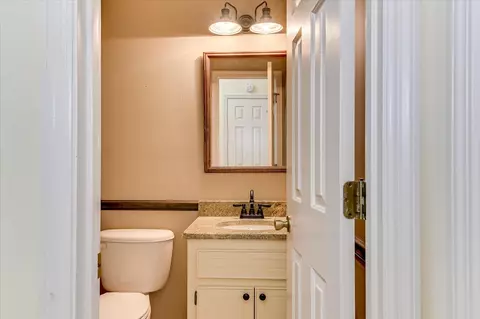 Bath - 2713 Boars Head Rd, Augusta, GA 30907 photo 1 of 4
