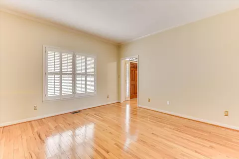 Living - 2713 Boars Head Rd, Augusta, GA 30907 photo 5 of 7