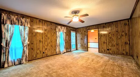 Living - 4760 Maple Spring Ct, Martinez, GA 30907 photo 3 of 6