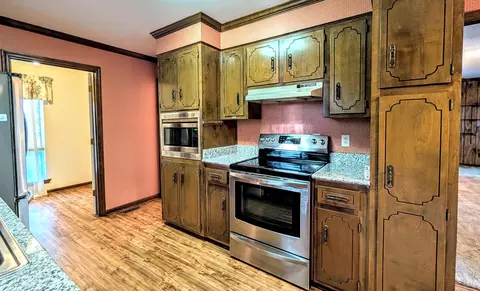 Kitchen - 4760 Maple Spring Ct, Martinez, GA 30907 photo 4 of 7