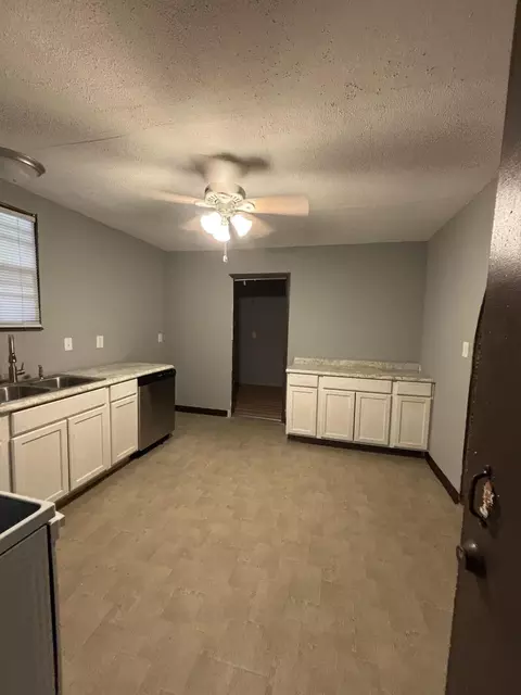Kitchen - 411 Artmus St, Augusta, GA 30901 photo 1 of 2
