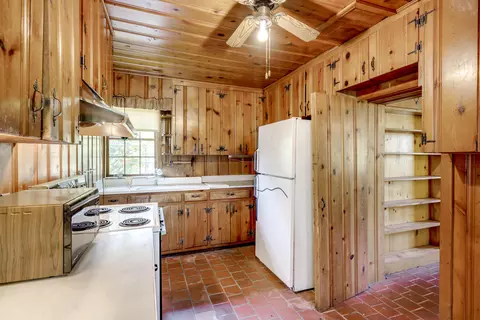 Kitchen - 3012 Walton Way, Augusta, GA 30909 photo 1 of 3