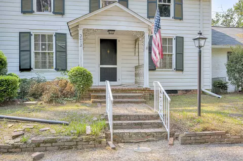 Exterior - 3012 Walton Way, Augusta, GA 30909 photo 3 of 7