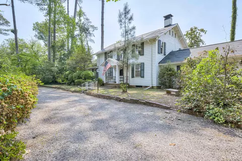 Exterior - 3012 Walton Way, Augusta, GA 30909 photo 2 of 7