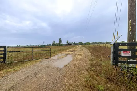 1084 Marks Walden Rd, Blythe, GA 30805