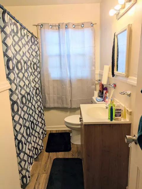 Bath - 2556 Ivey Rd, Augusta, GA 30906 photo 1 of 1