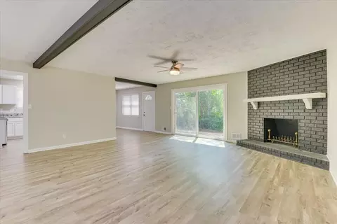Living - 3339 Sugar Mill Rd, Augusta, GA 30907 photo 1 of 8
