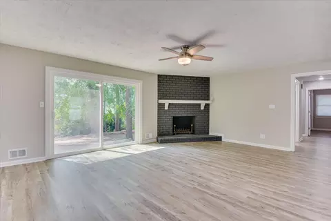 Living - 3339 Sugar Mill Rd, Augusta, GA 30907 photo 2 of 8
