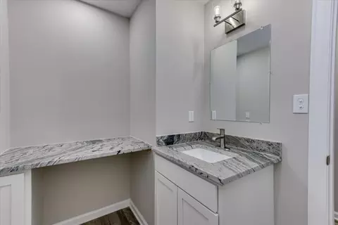 Bath - 3339 Sugar Mill Rd, Augusta, GA 30907 photo 2 of 3