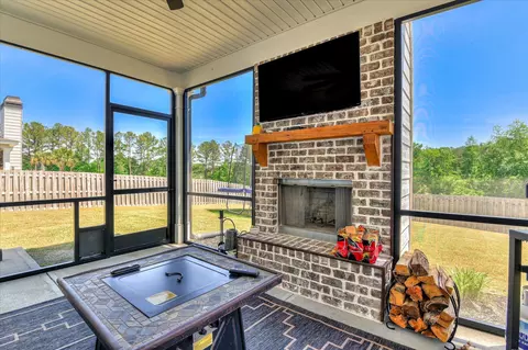 Exterior - 3512 Hilltop Trl, Evans, GA 30809 photo 5 of 8