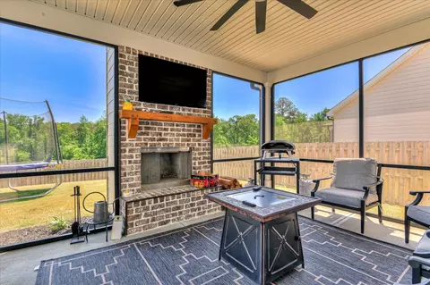 Exterior - 3512 Hilltop Trl, Evans, GA 30809 photo 4 of 8