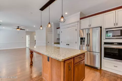 Kitchen - 2203 Heart Pine Trl, Evans, GA 30809 photo 4 of 4