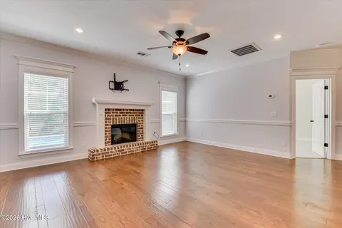 Living - 2203 Heart Pine Trl, Evans, GA 30809 photo 2 of 3
