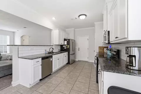 Entry Way - 942 Mulford Loop, Augusta, GA 30909 photo 4 of 4