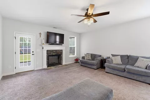 Living - 942 Mulford Loop, Augusta, GA 30909 photo 2 of 2