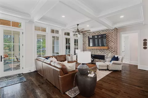 Living - 206 Campanile Ct, Evans, GA 30809 photo 4 of 5