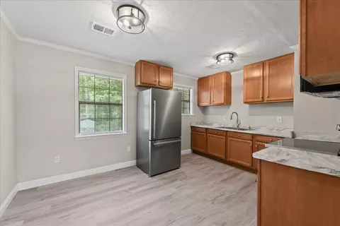 Kitchen - 113 Rivers Cir, Thomson, GA 30824 photo 1 of 2