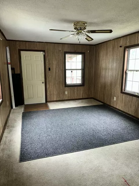 Living - 2429 Dickey Rd, Augusta, GA 30906 photo 2 of 2