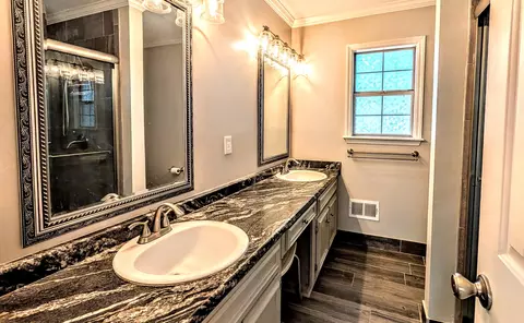 Bath - 159 Moss Creek Dr, Augusta, GA 30907 photo 1 of 6