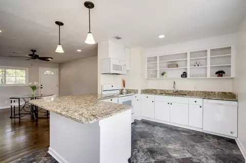 Kitchen - 2012 Colony Park Rd, Augusta, GA 30909 photo 2 of 4