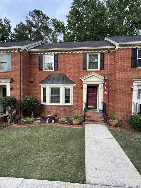 623 Crown Point Dr, Martinez, GA 30907