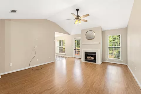 Living - 4156 Hound Ct, Evans, GA 30809 photo 2 of 3