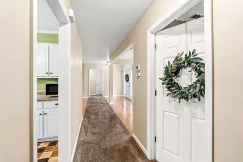 Entry Way - 4156 Hound Ct, Evans, GA 30809 photo 2 of 3