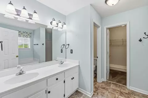 Bath - 4156 Hound Ct, Evans, GA 30809 photo 1 of 3