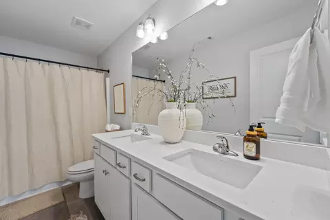 Bath - 2249 Belair Spring Rd, Augusta, GA 30909 photo 5 of 5