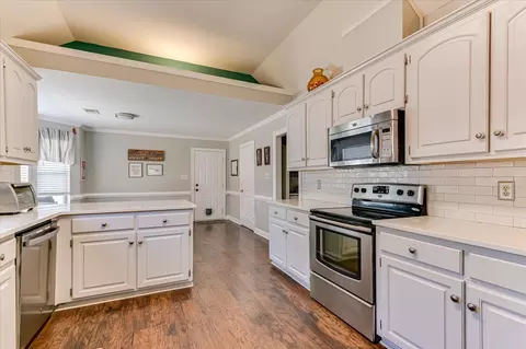 Kitchen - 1162 Oakton Trl, Evans, GA 30809 photo 1 of 6