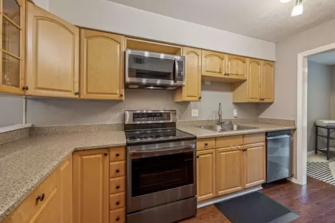 Kitchen - 3207 W Wimbledon Dr, Augusta, GA 30909 photo 1 of 3